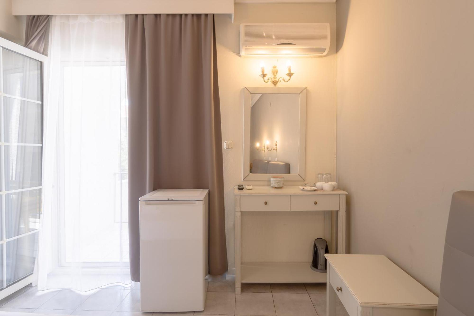 Mironi & Victoria Hotel Liménas Eksteriør bilde